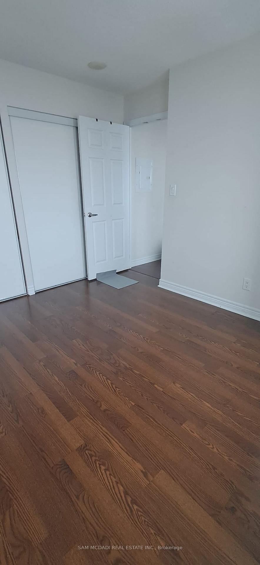 208 Enfield Place 2702