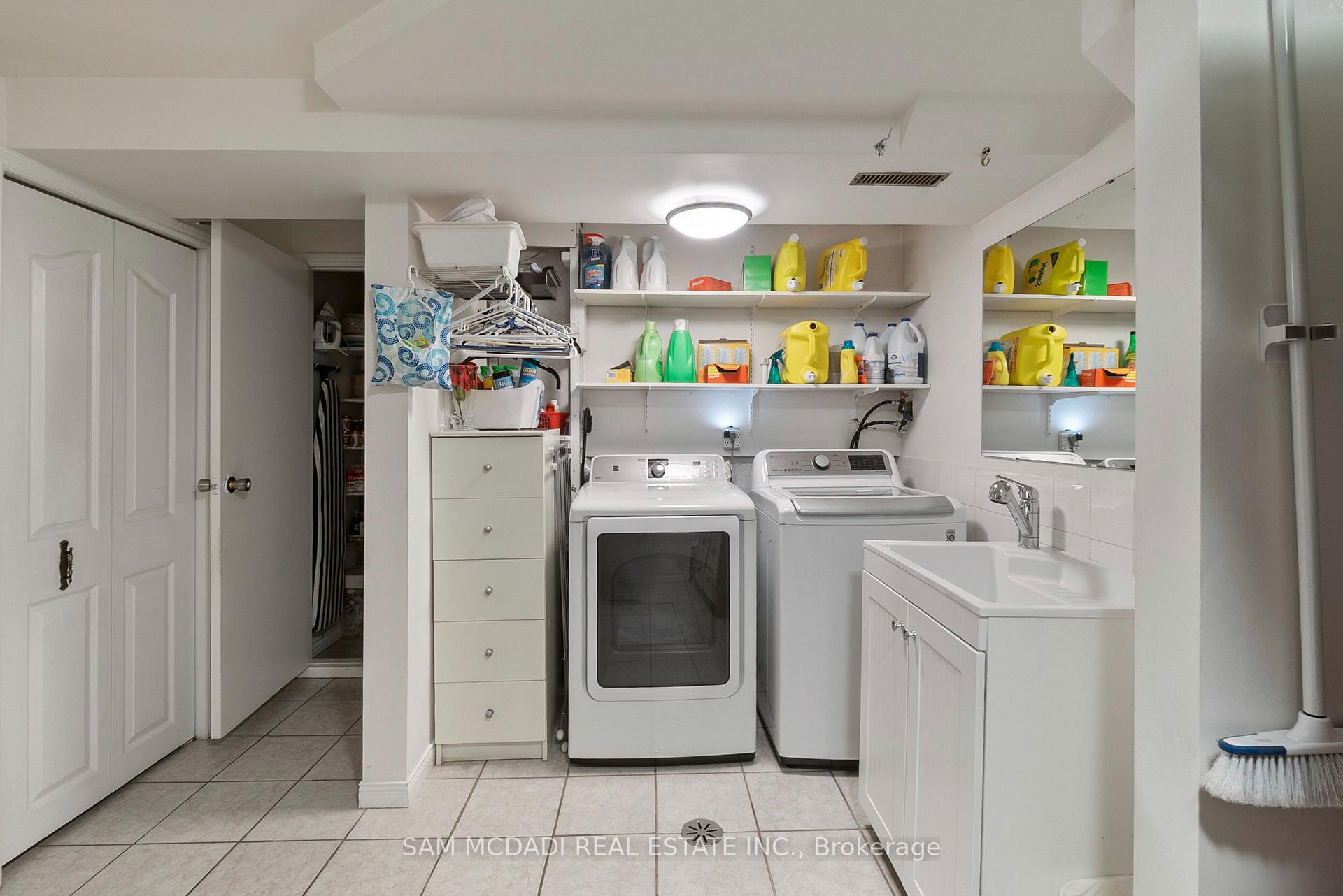 4260 SHELBY Crescent