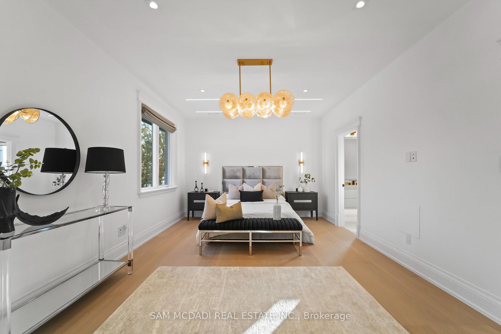 3168 Lakeshore Road W