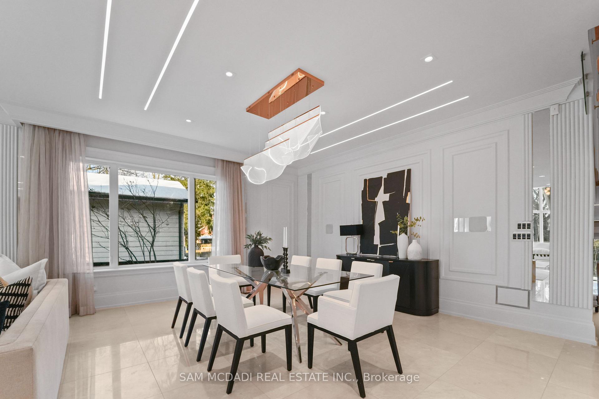 3168 Lakeshore Road W