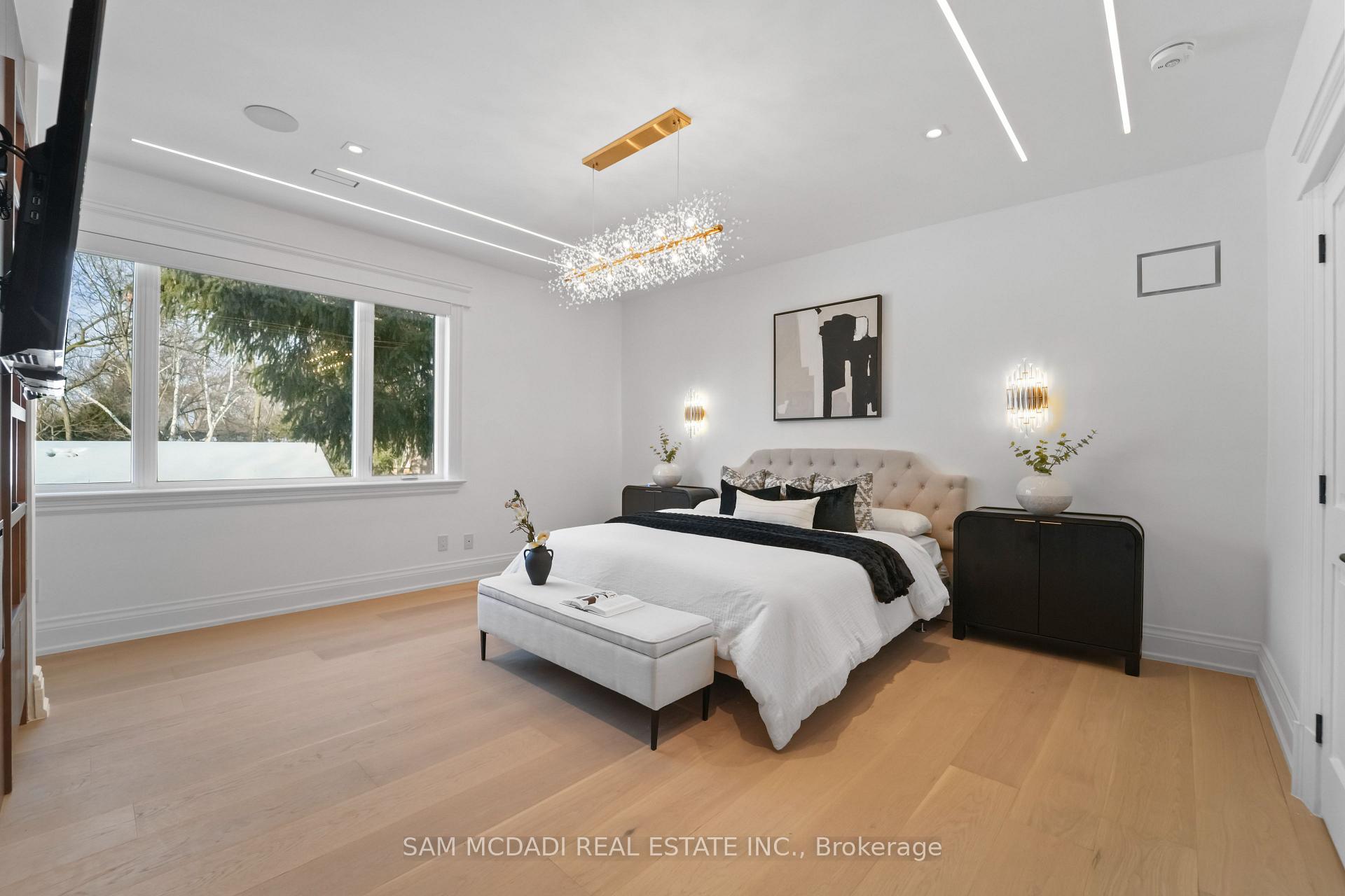 3168 Lakeshore Road W