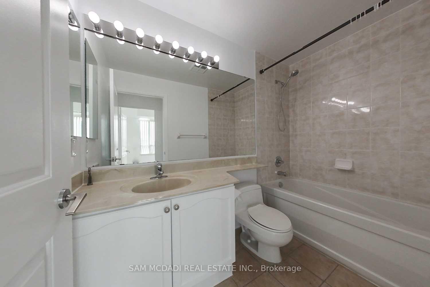 70 Absolute Avenue 1604