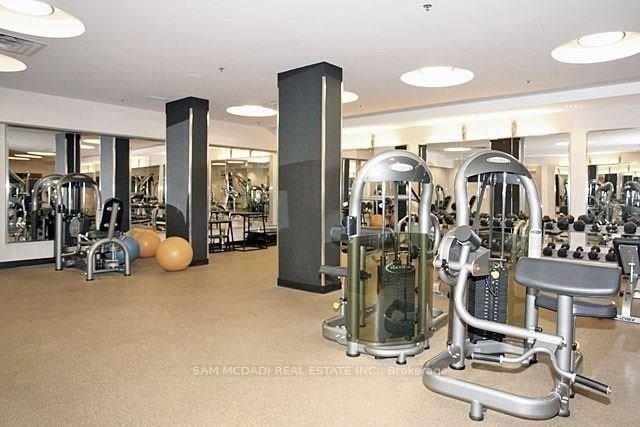 70 Absolute Avenue 1604