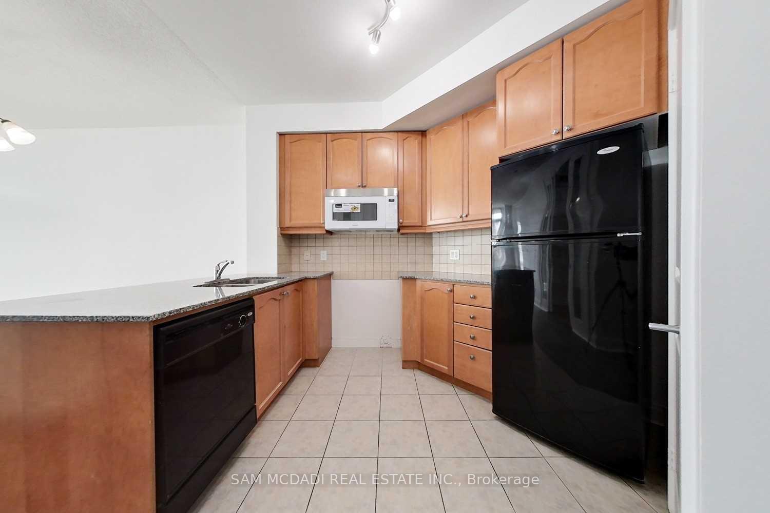 70 Absolute Avenue 1604