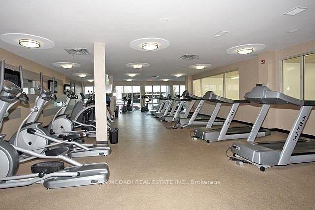 70 Absolute Avenue 1604