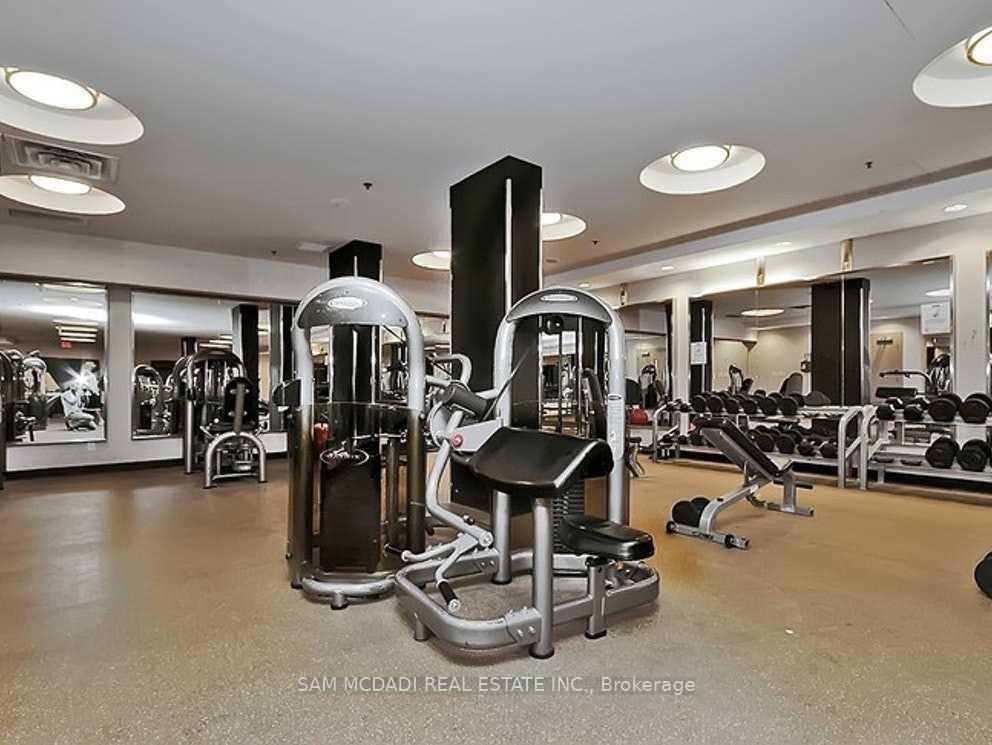 70 Absolute Avenue 1604