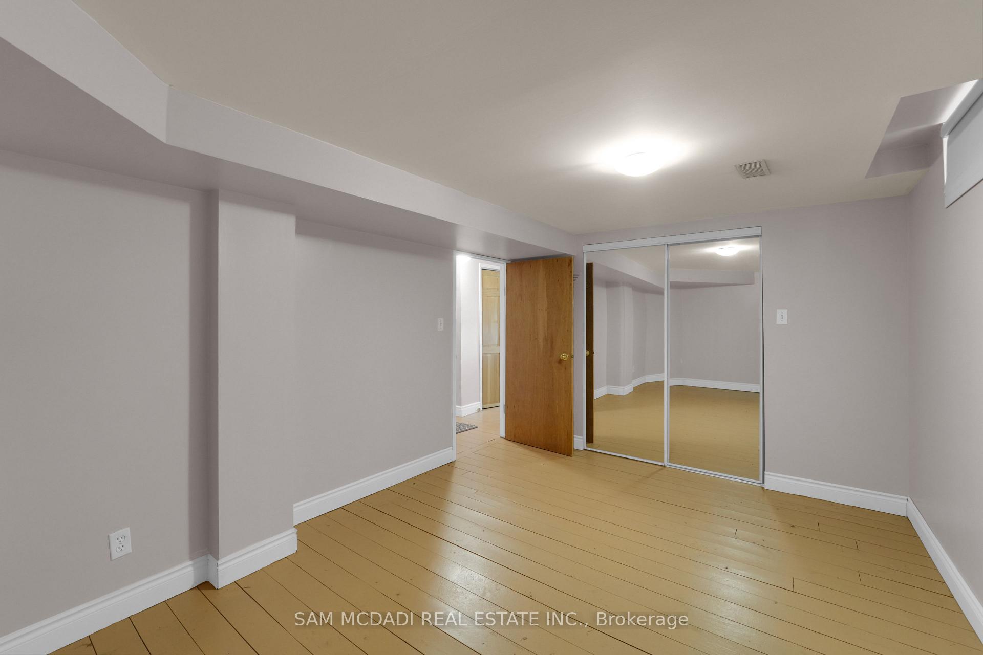 5275 Thornwood Drive