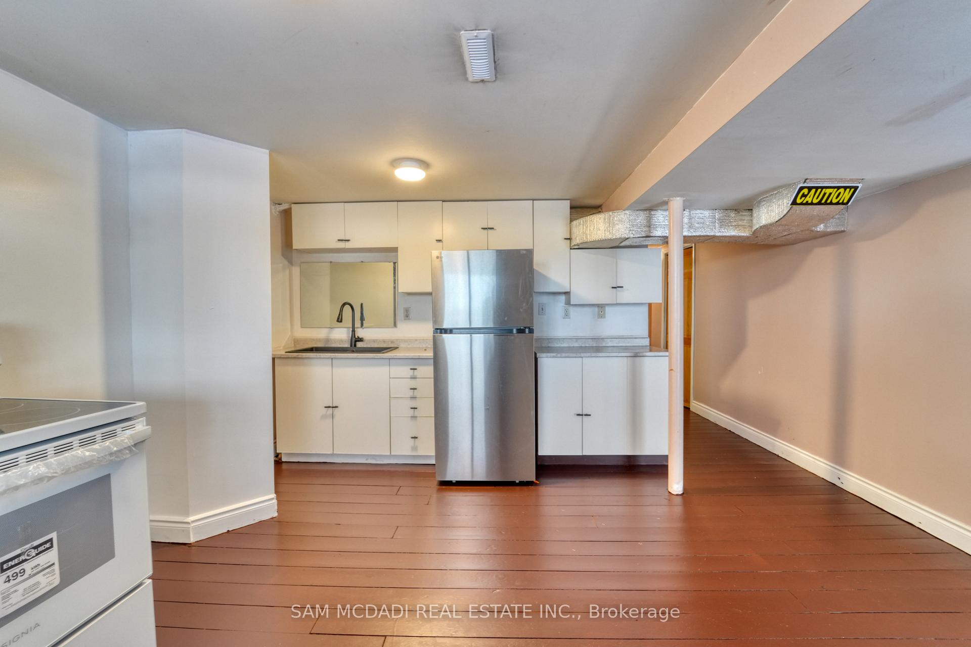 5275 Thornwood Drive