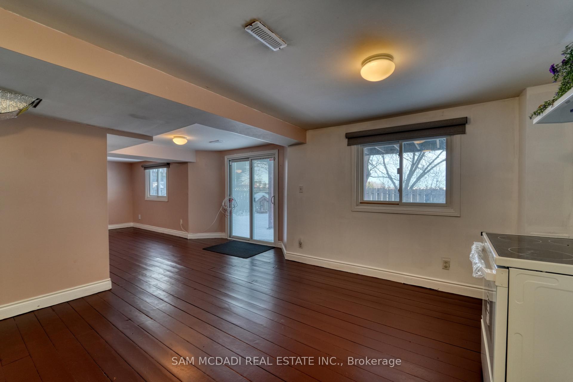 5275 Thornwood Drive