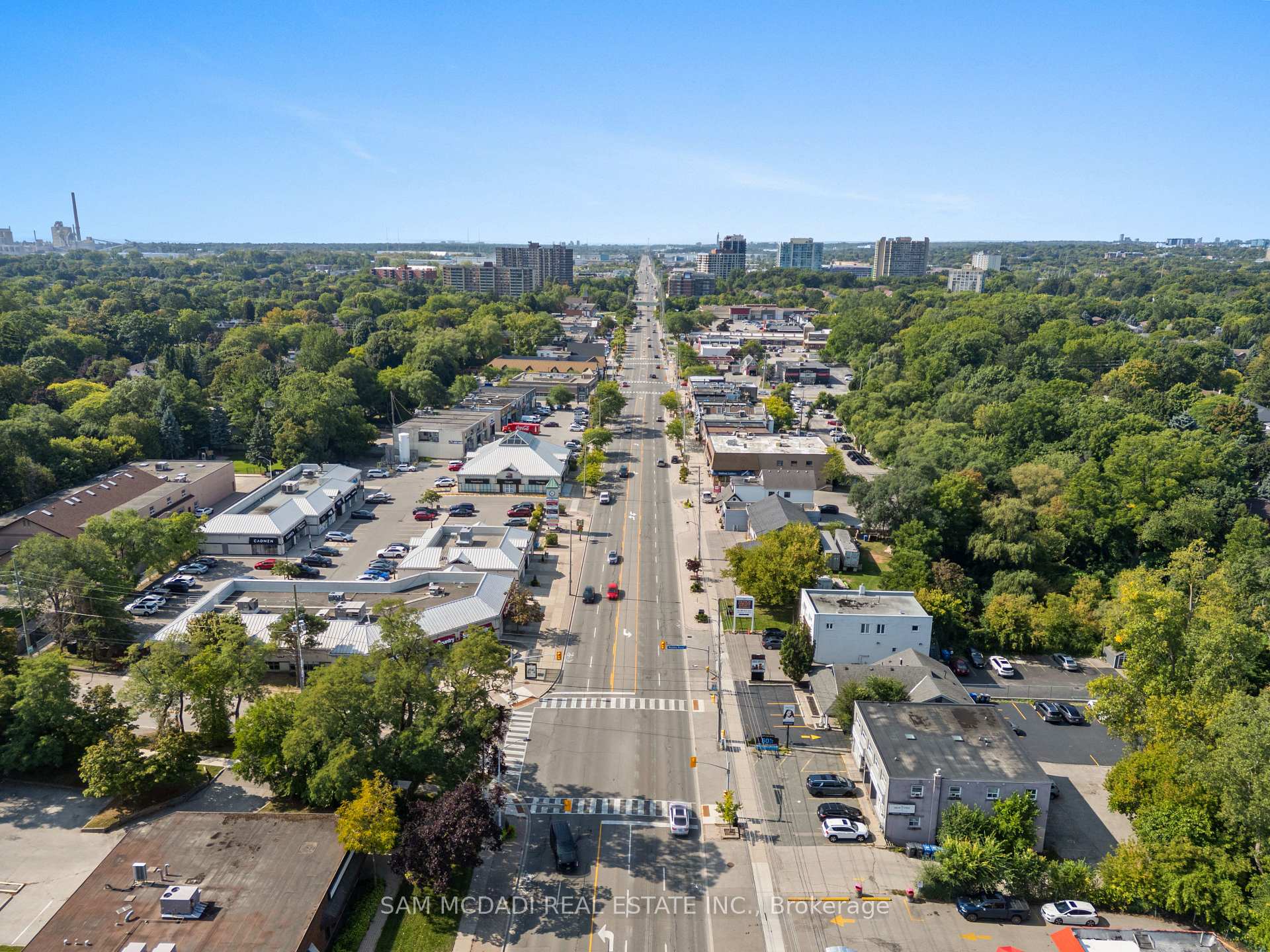 1651 Lakeshore Road W