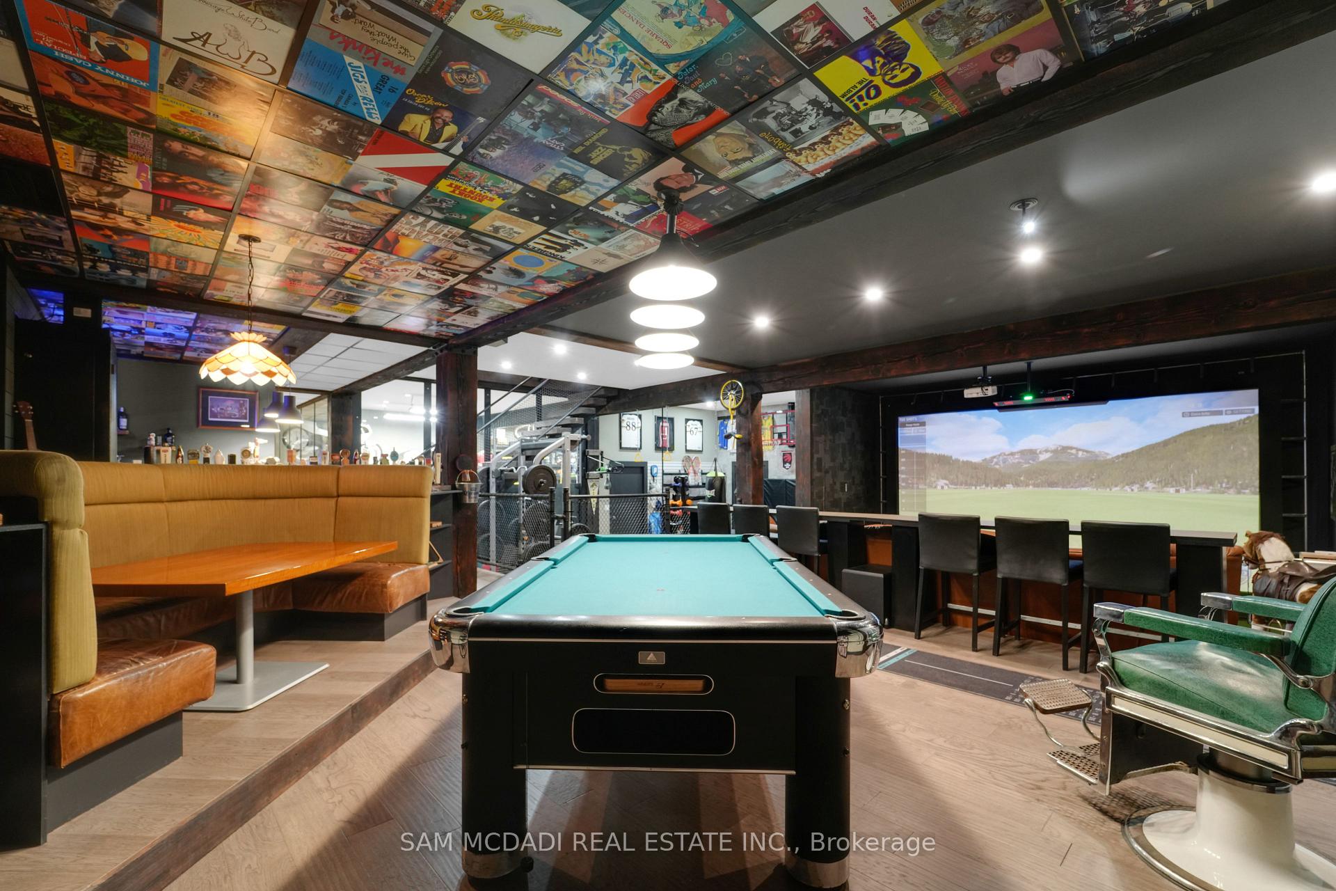 2084 Grand Boulevard