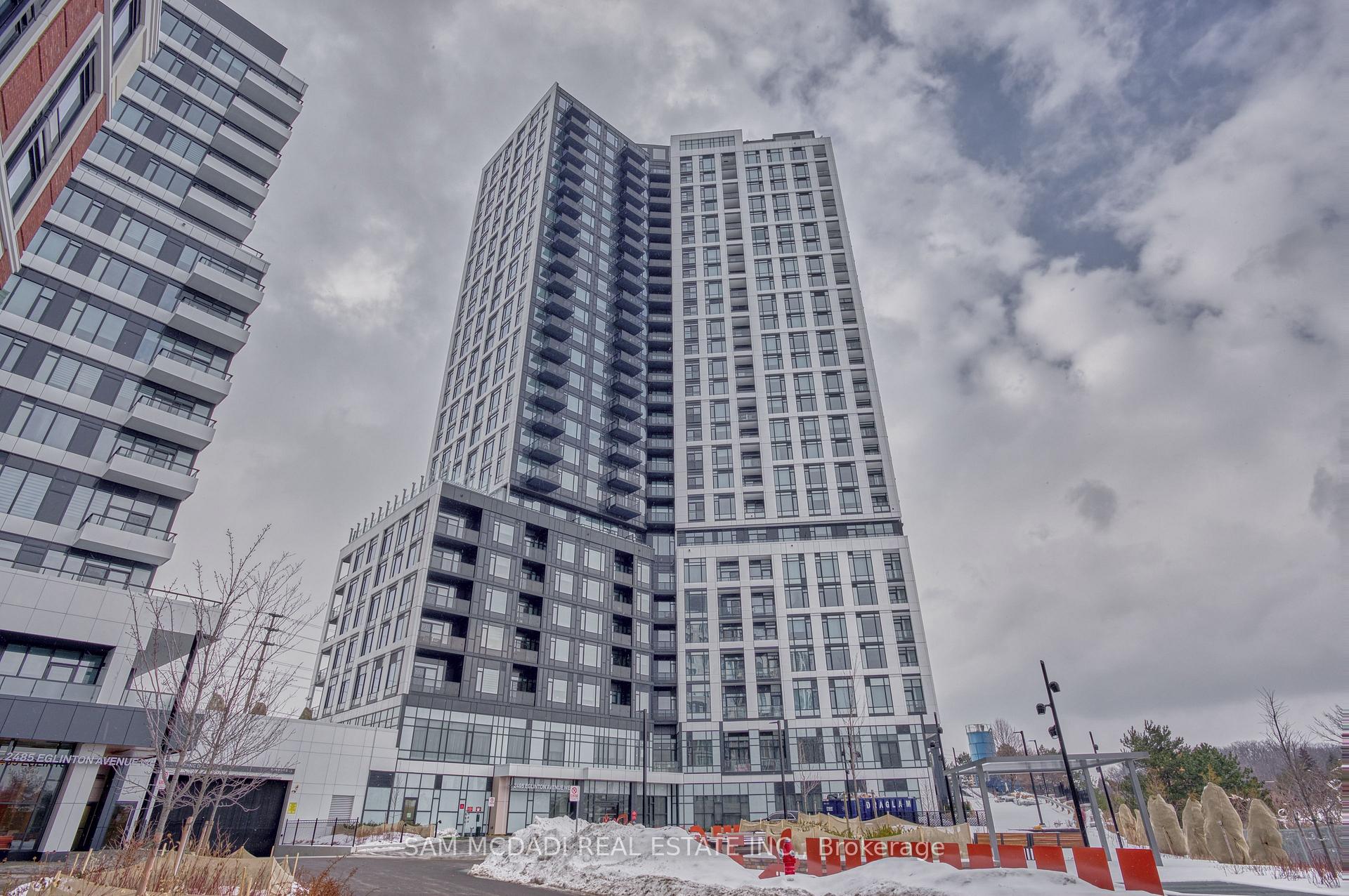 2495 Eglinton Avenue W 514