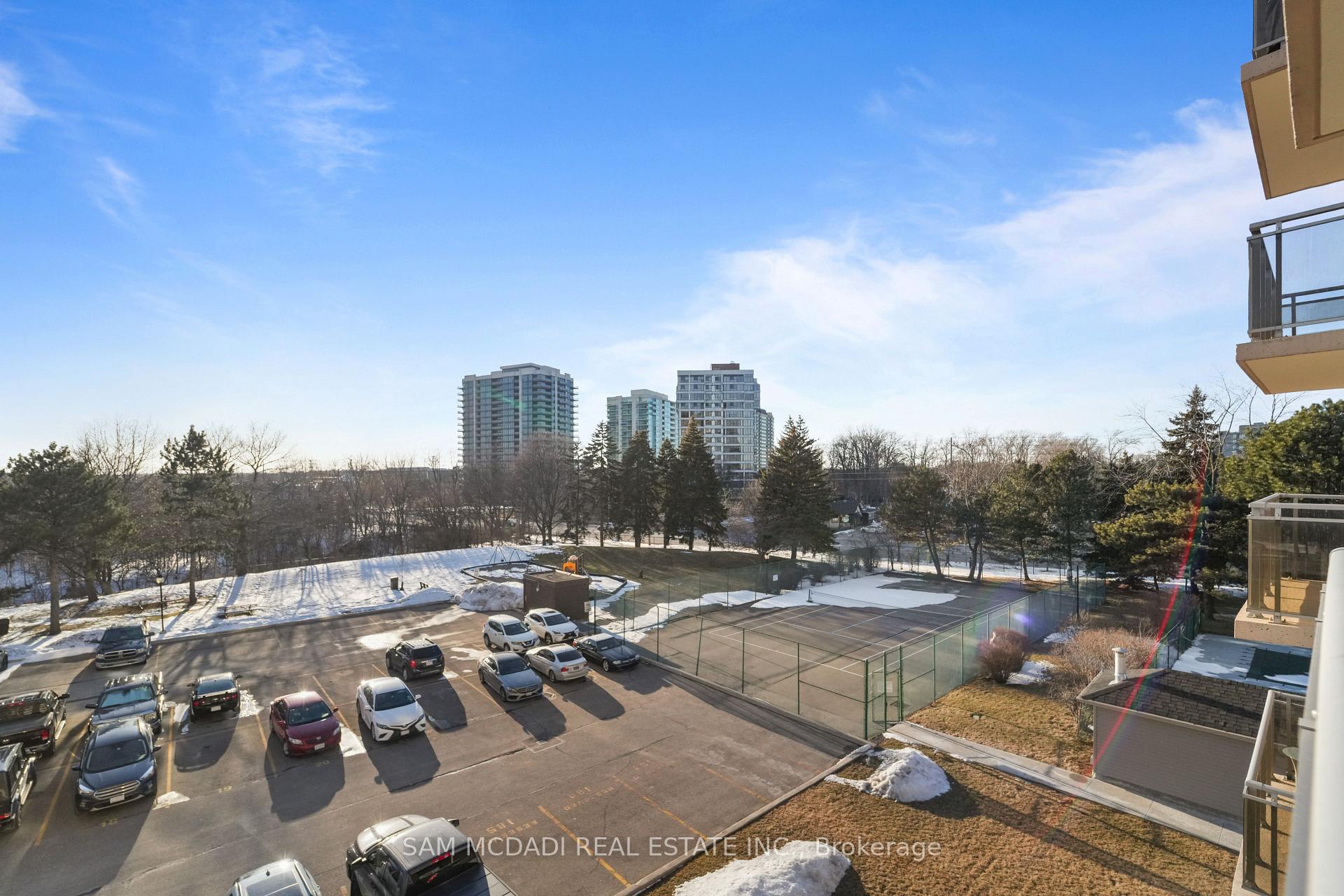 966 Inverhouse Drive 409