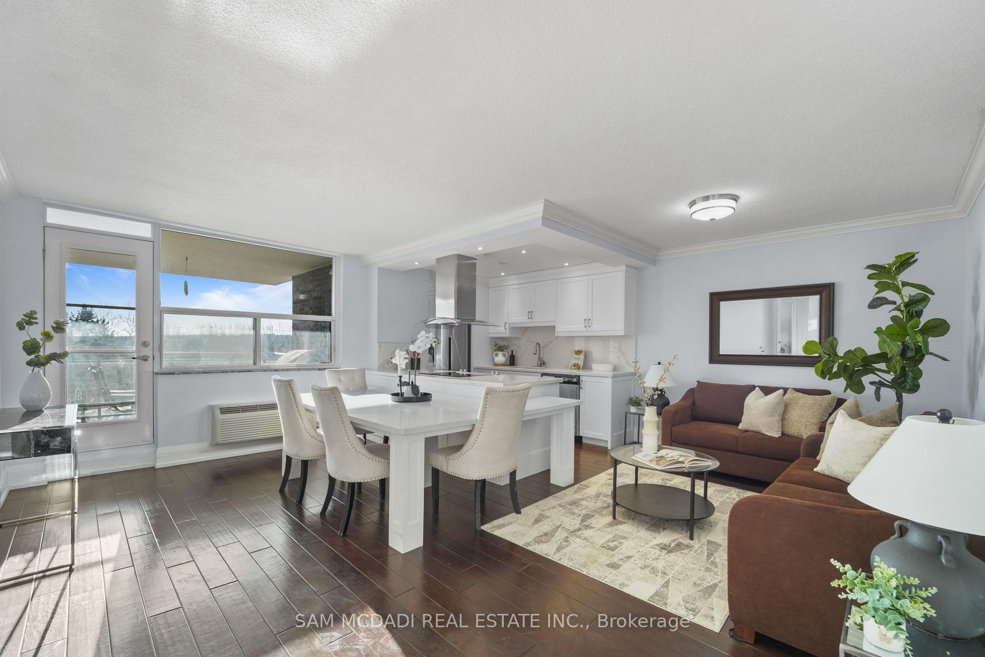 966 Inverhouse Drive 409