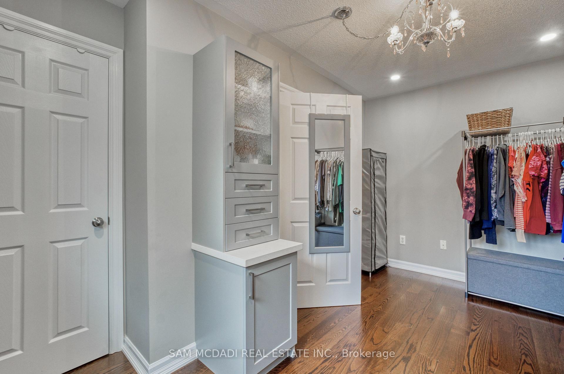 1309 Ashwood Terrace