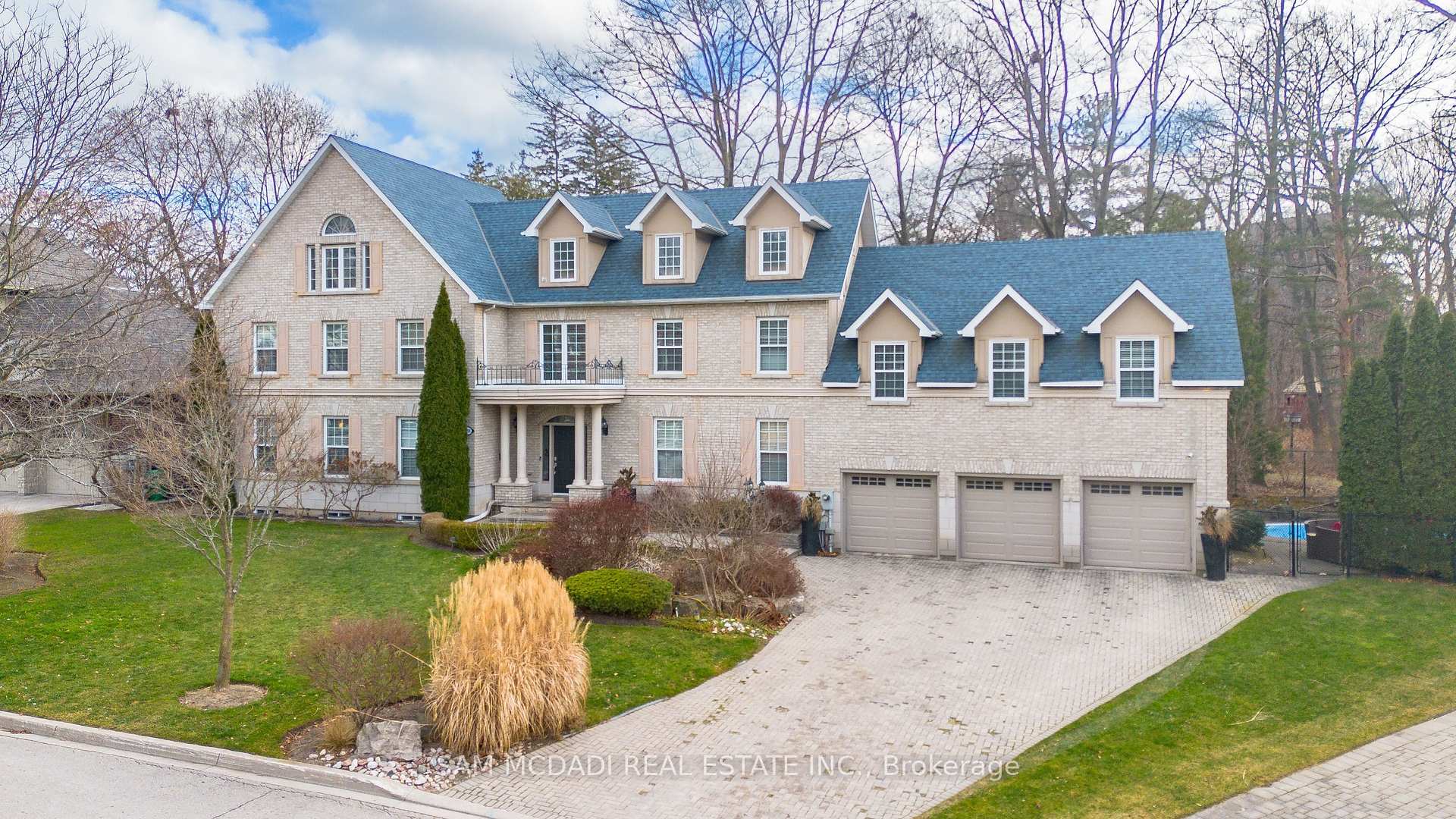 3248 Barchester Court