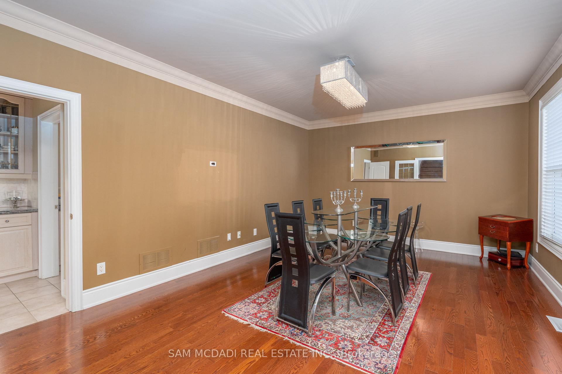 3248 Barchester Court