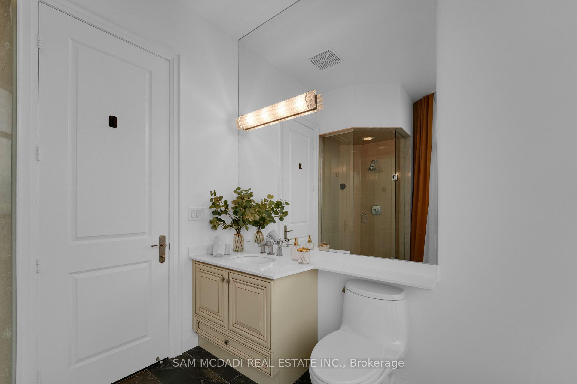 50 Absolute Avenue PH3