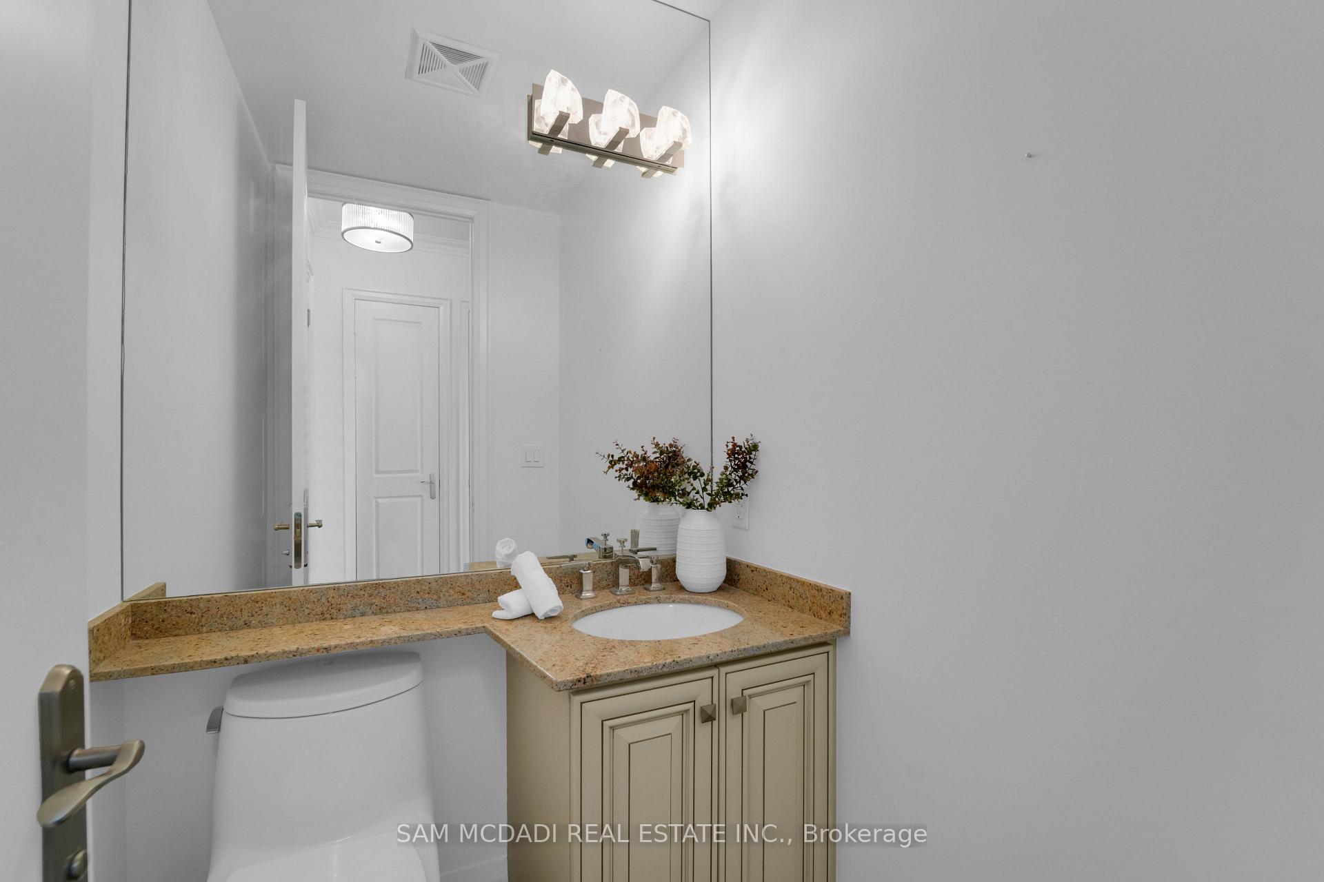 50 Absolute Avenue PH3