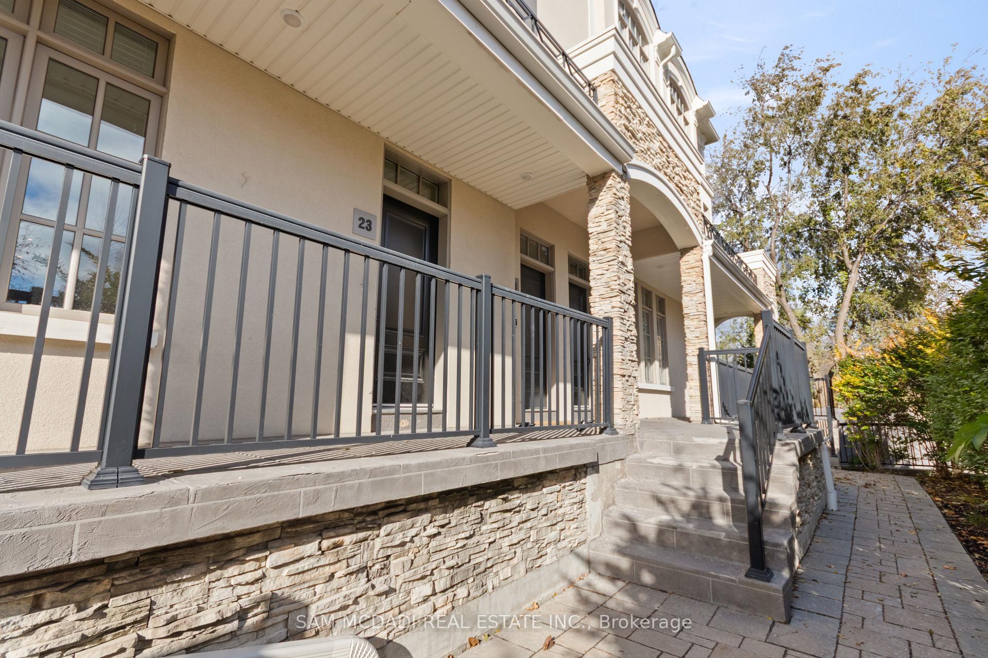 3083 Cawthra Road 23