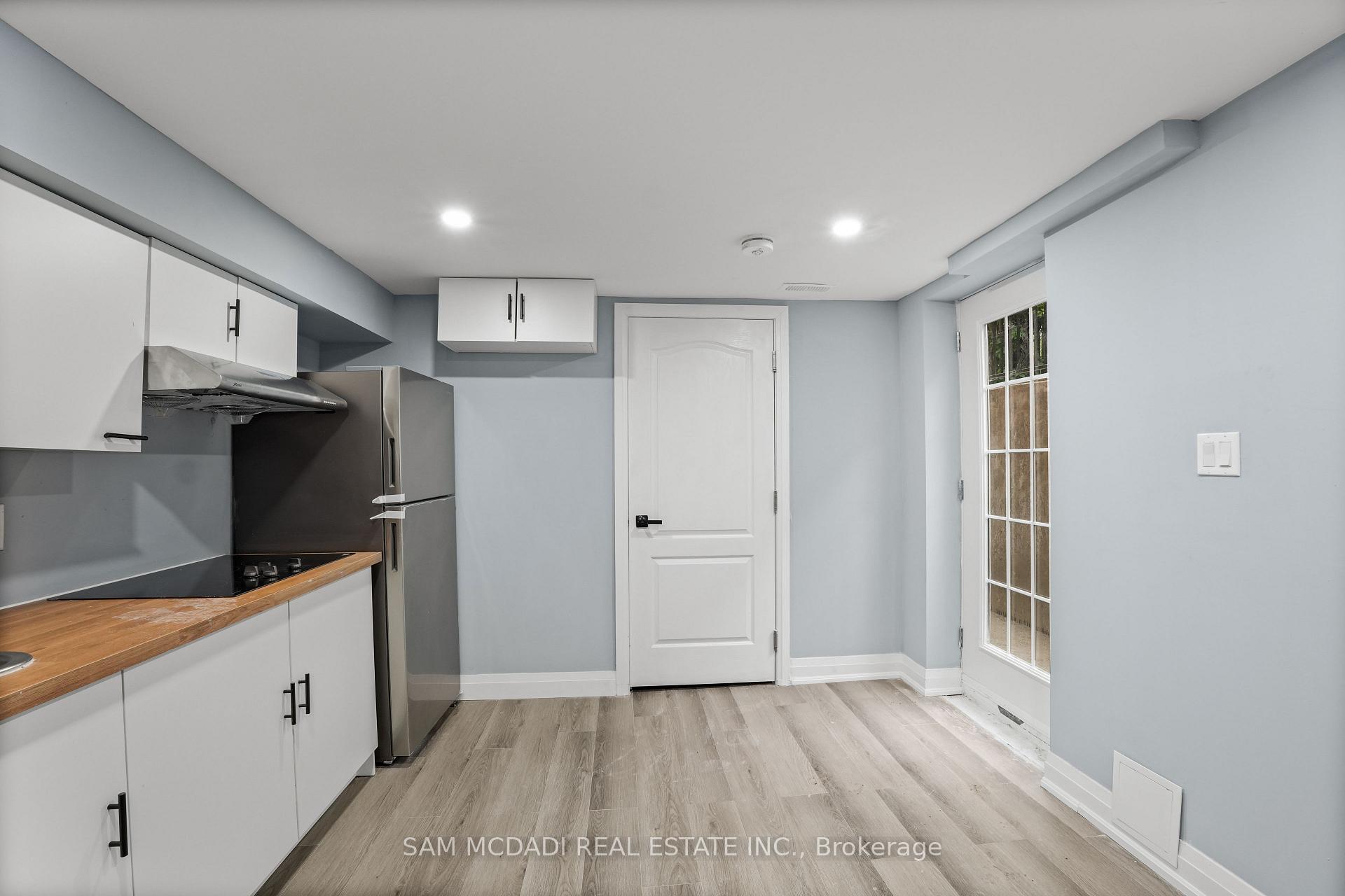 1527 Chiddingstone Circle (Unit B)