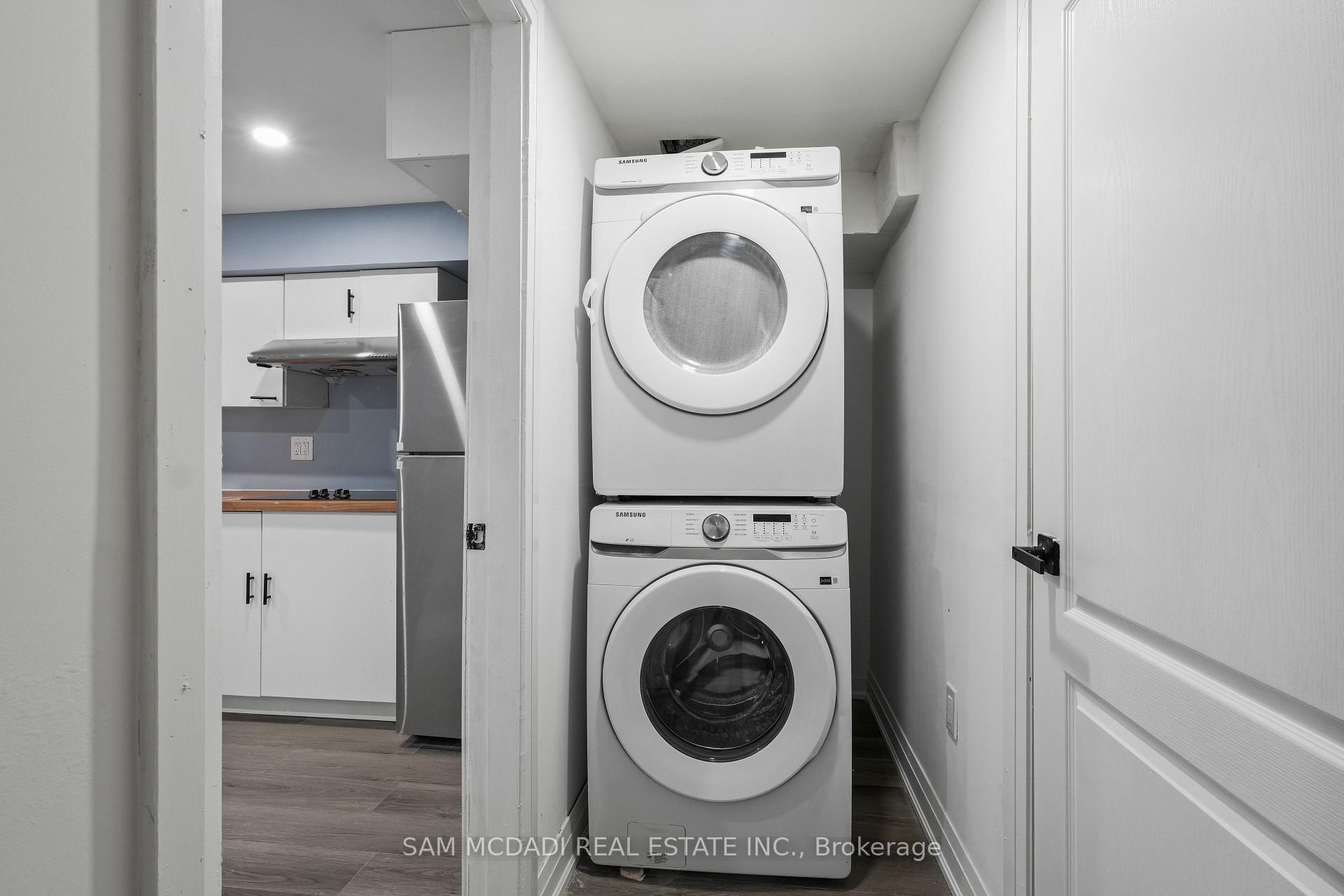 1527 Chiddingstone Circle (Unit B)