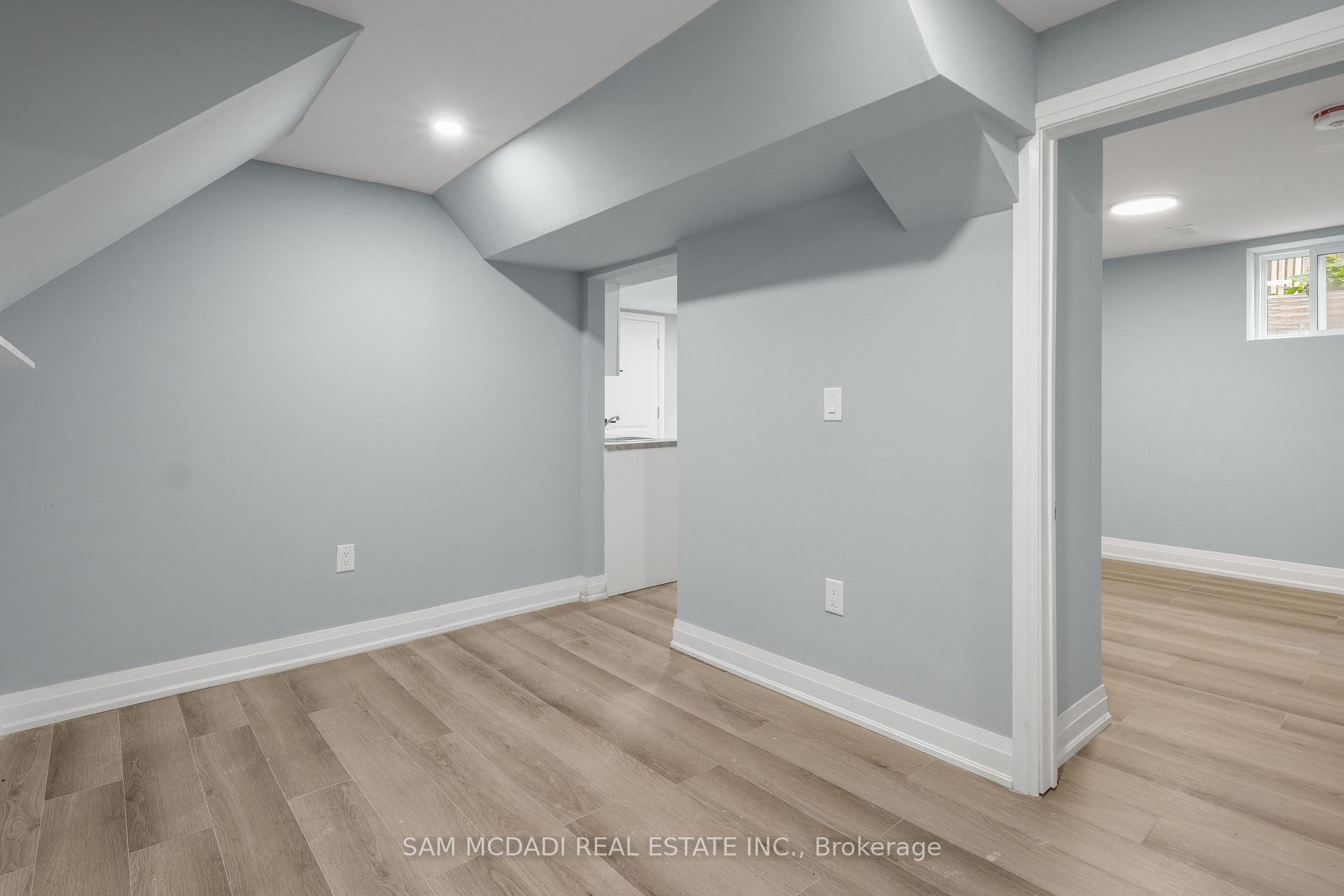 1527 Chiddingstone Circle (Unit B)