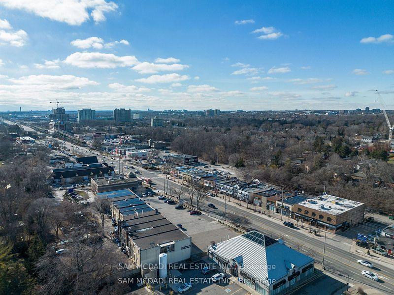 1710 Lakeshore Road W