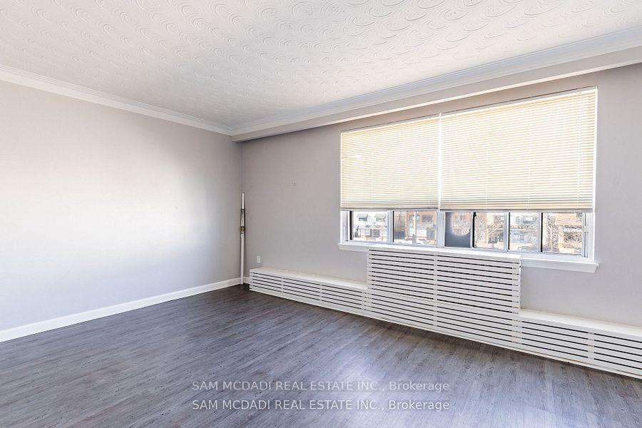 1710 Lakeshore Road W