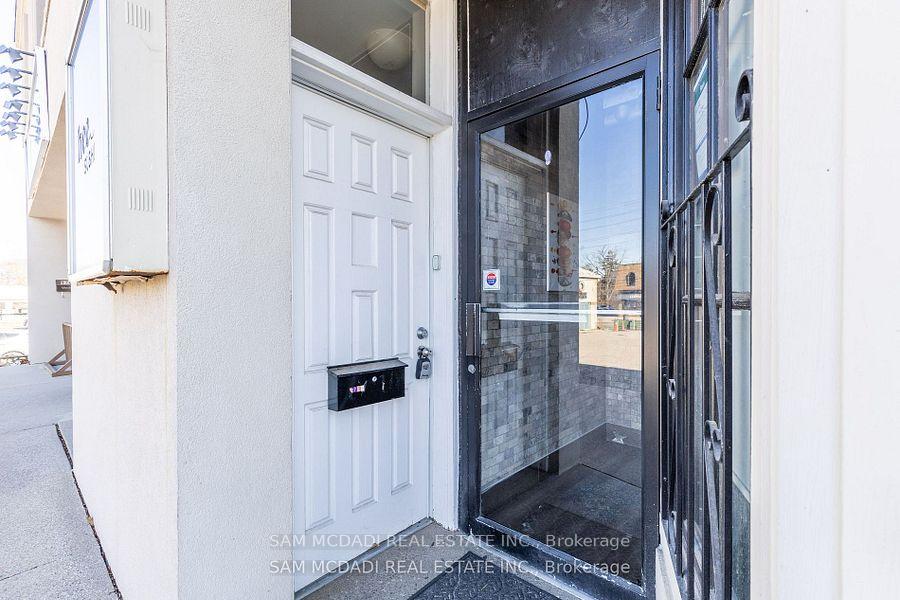 1710 Lakeshore Road W