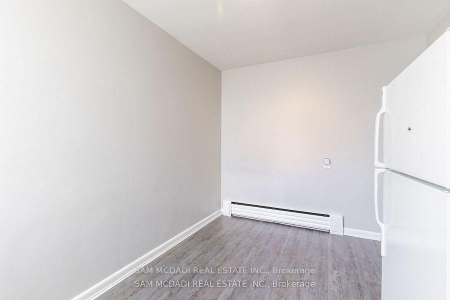 1710 Lakeshore Road W