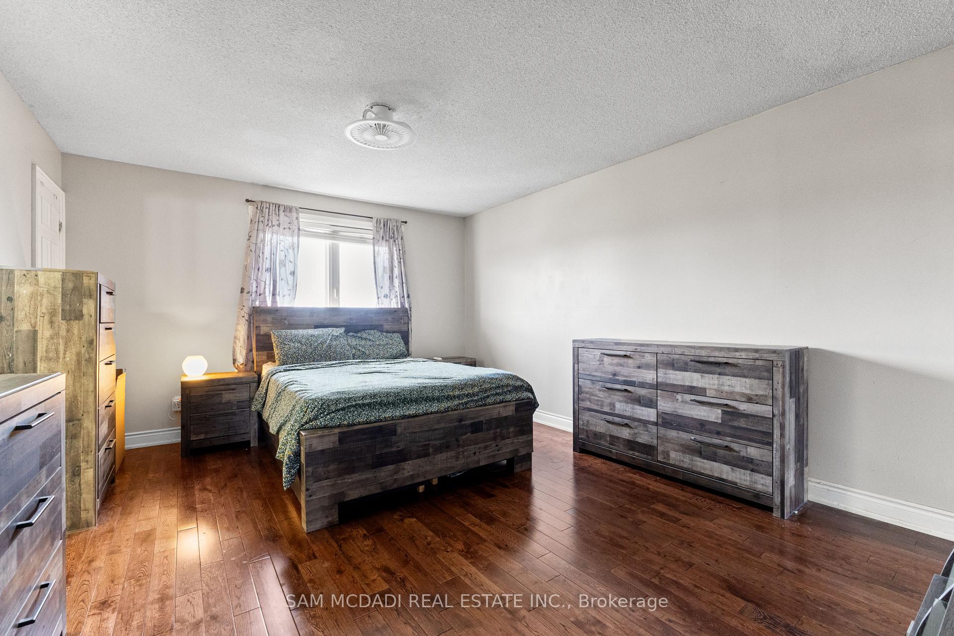 4728 Antelope Crescent