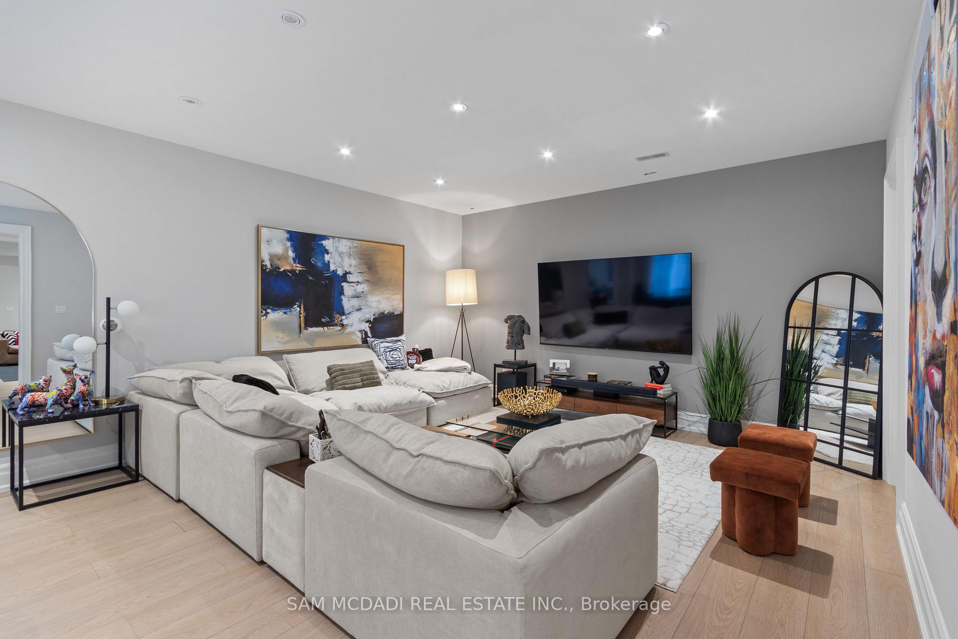 1285 Minnewaska Trail