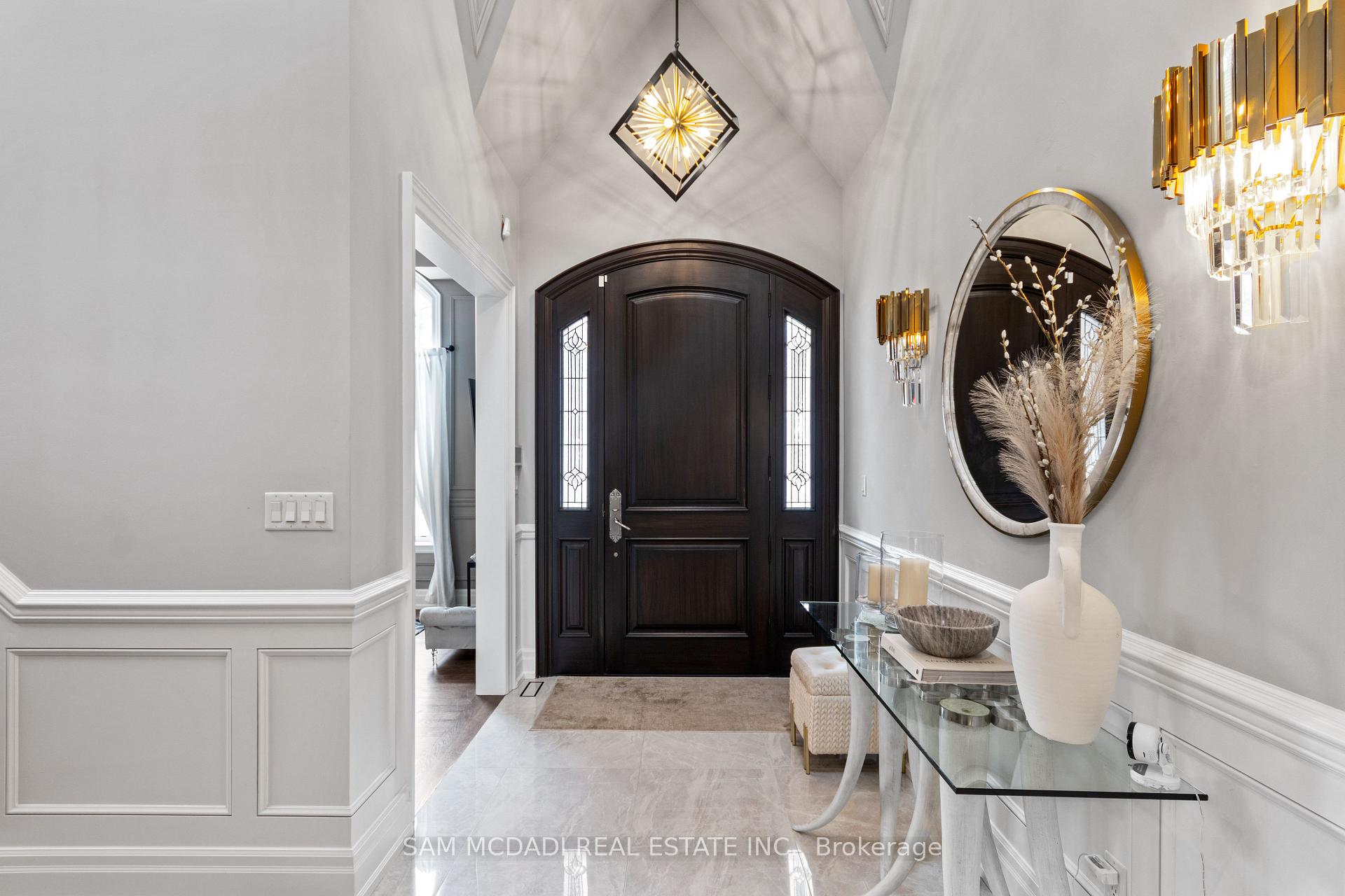 1285 Minnewaska Trail