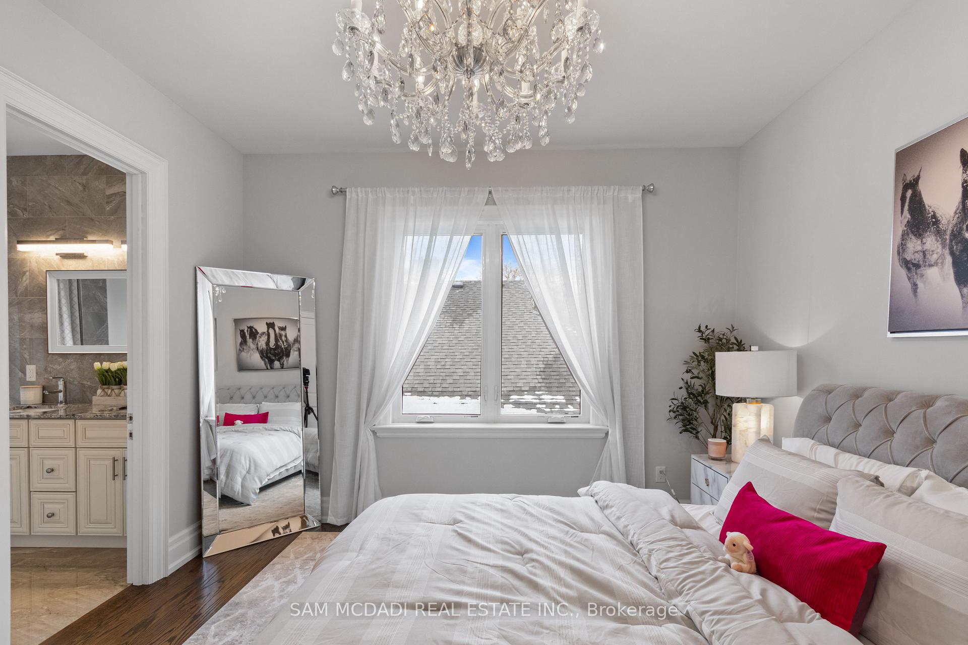 1285 Minnewaska Trail