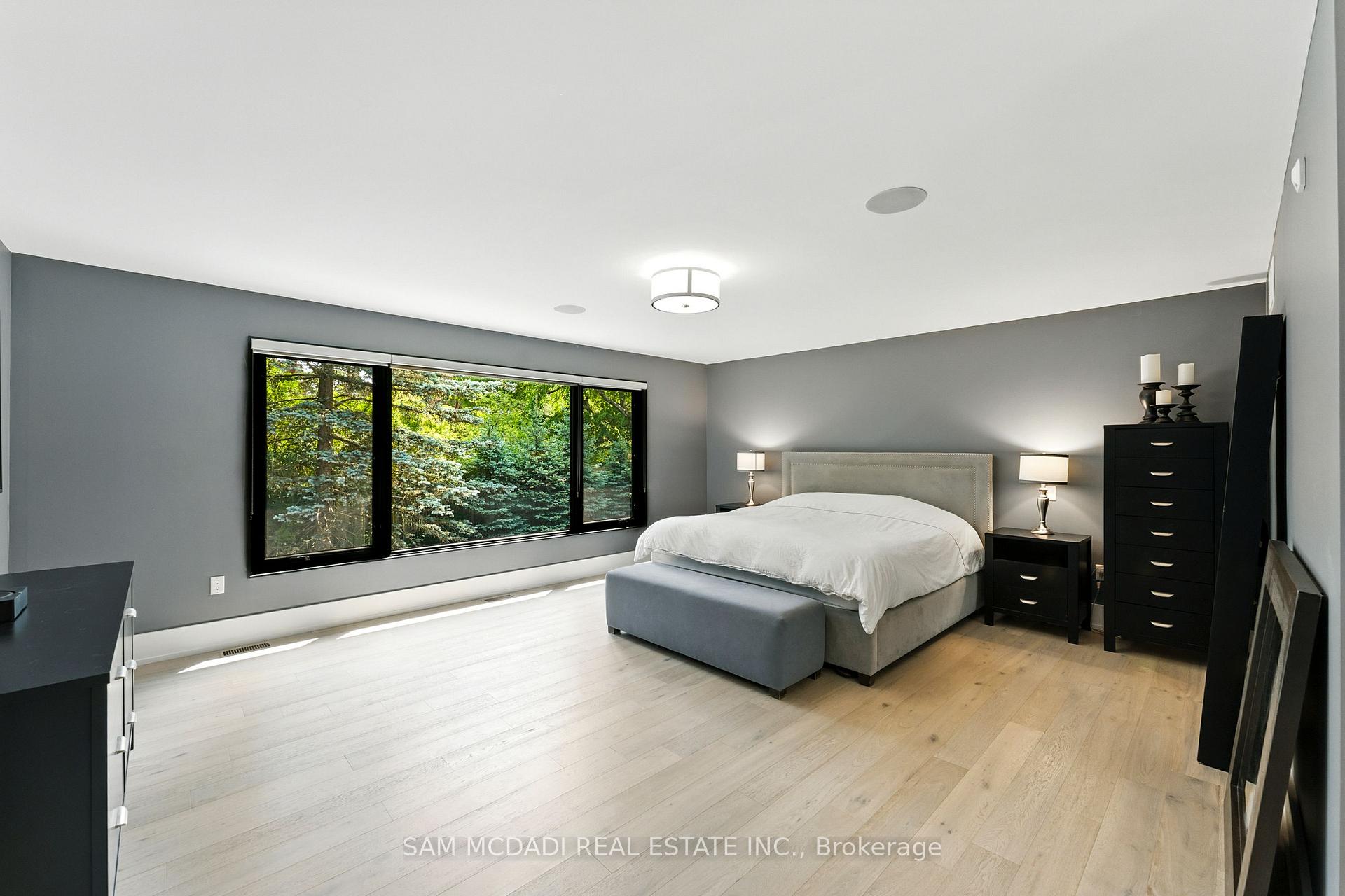 1112 Caldwell Avenue