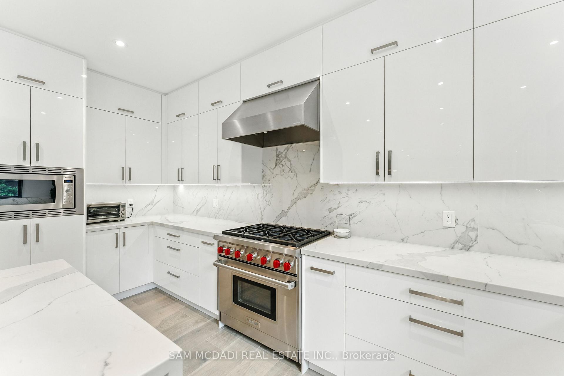 1112 Caldwell Avenue