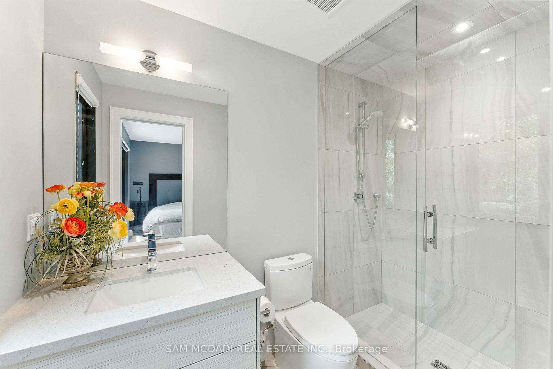 1112 Caldwell Avenue