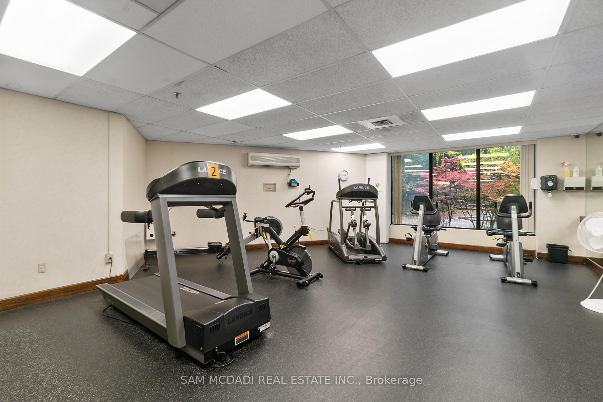 24 Hanover Road S 2106