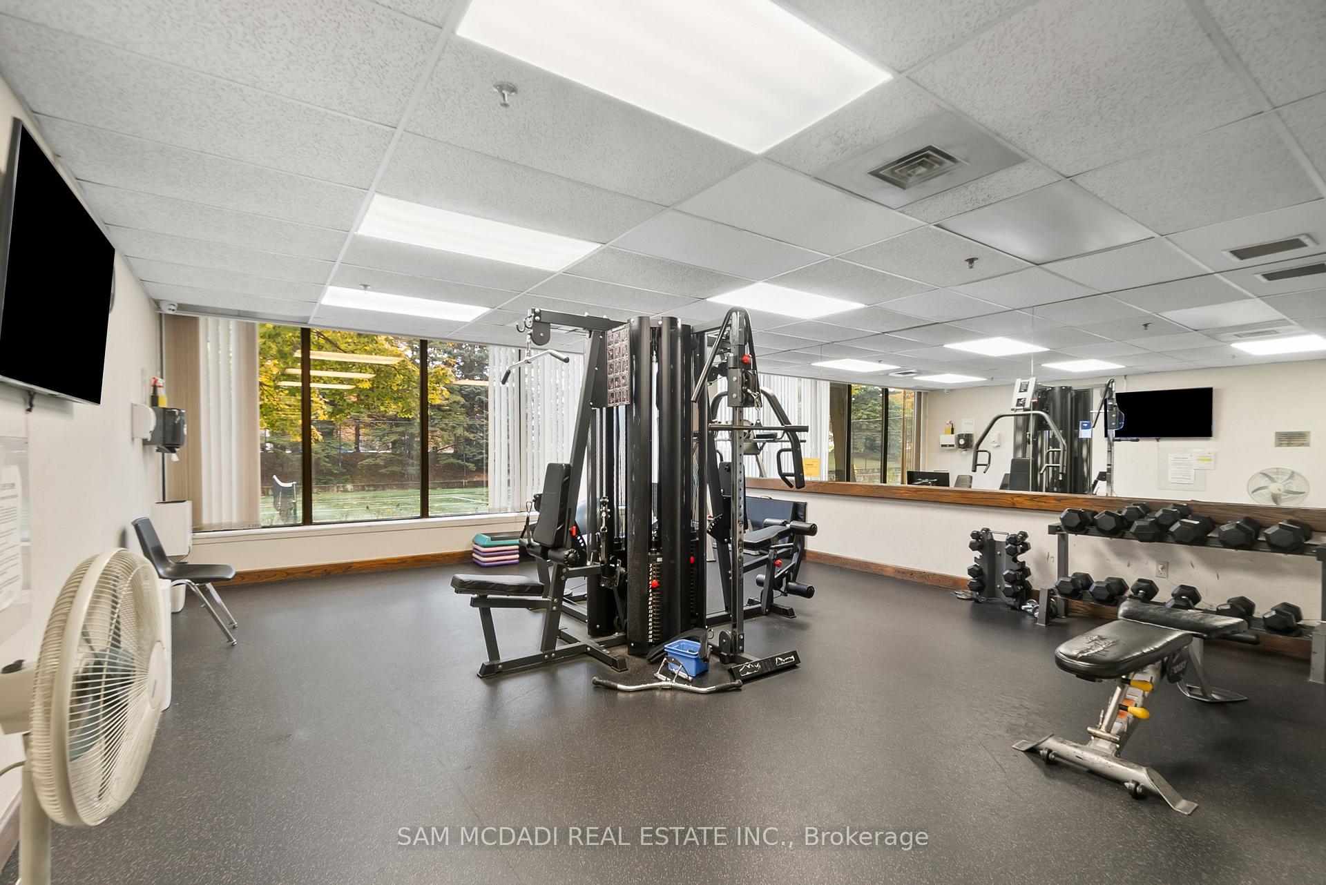 24 Hanover Road S 2106