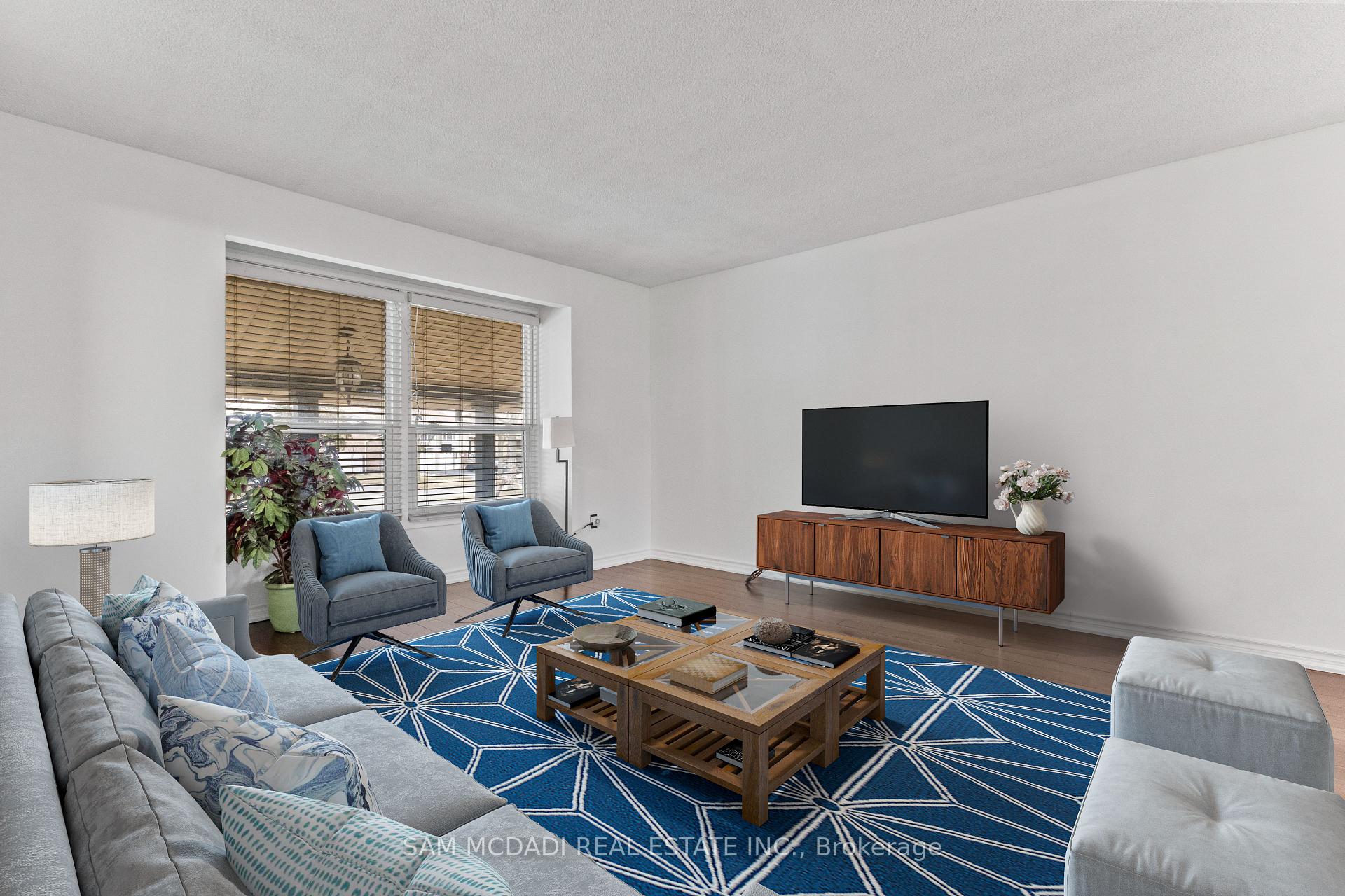 6085 Starfield Crescent