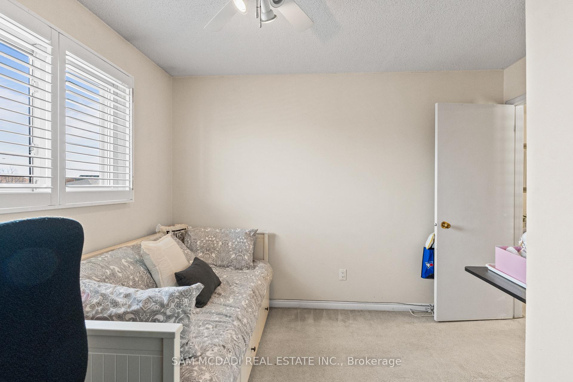 1004 Queensbridge Drive