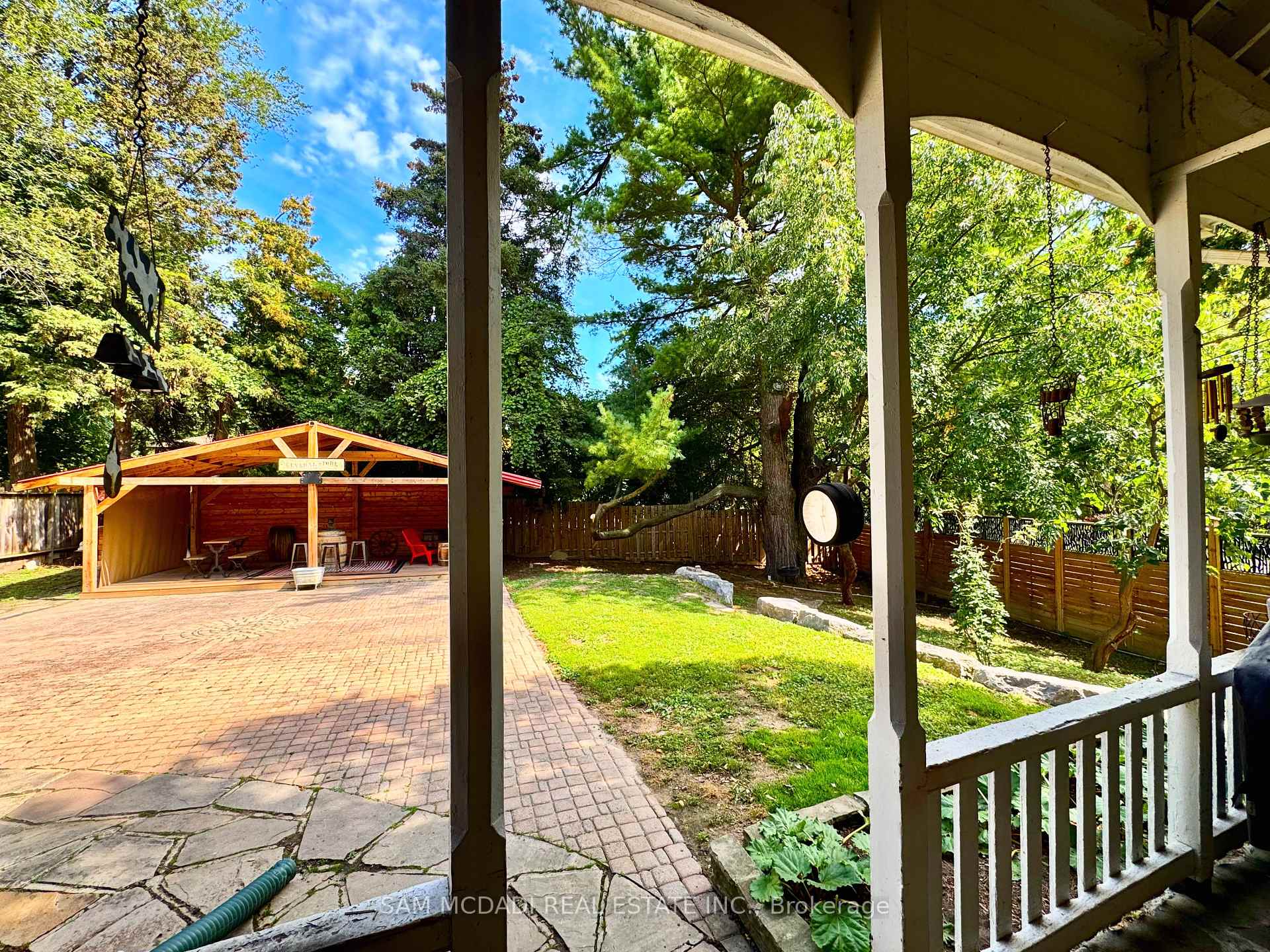 85 Yorkleigh Avenue