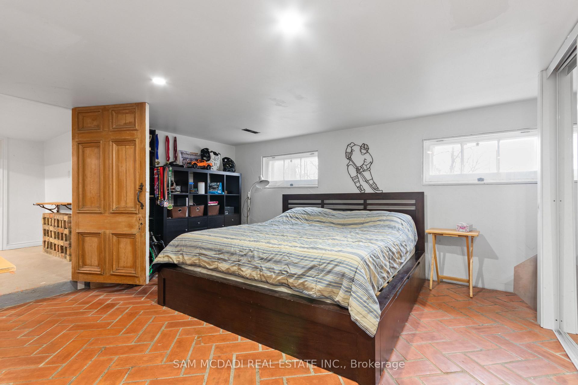 85 Yorkleigh Avenue
