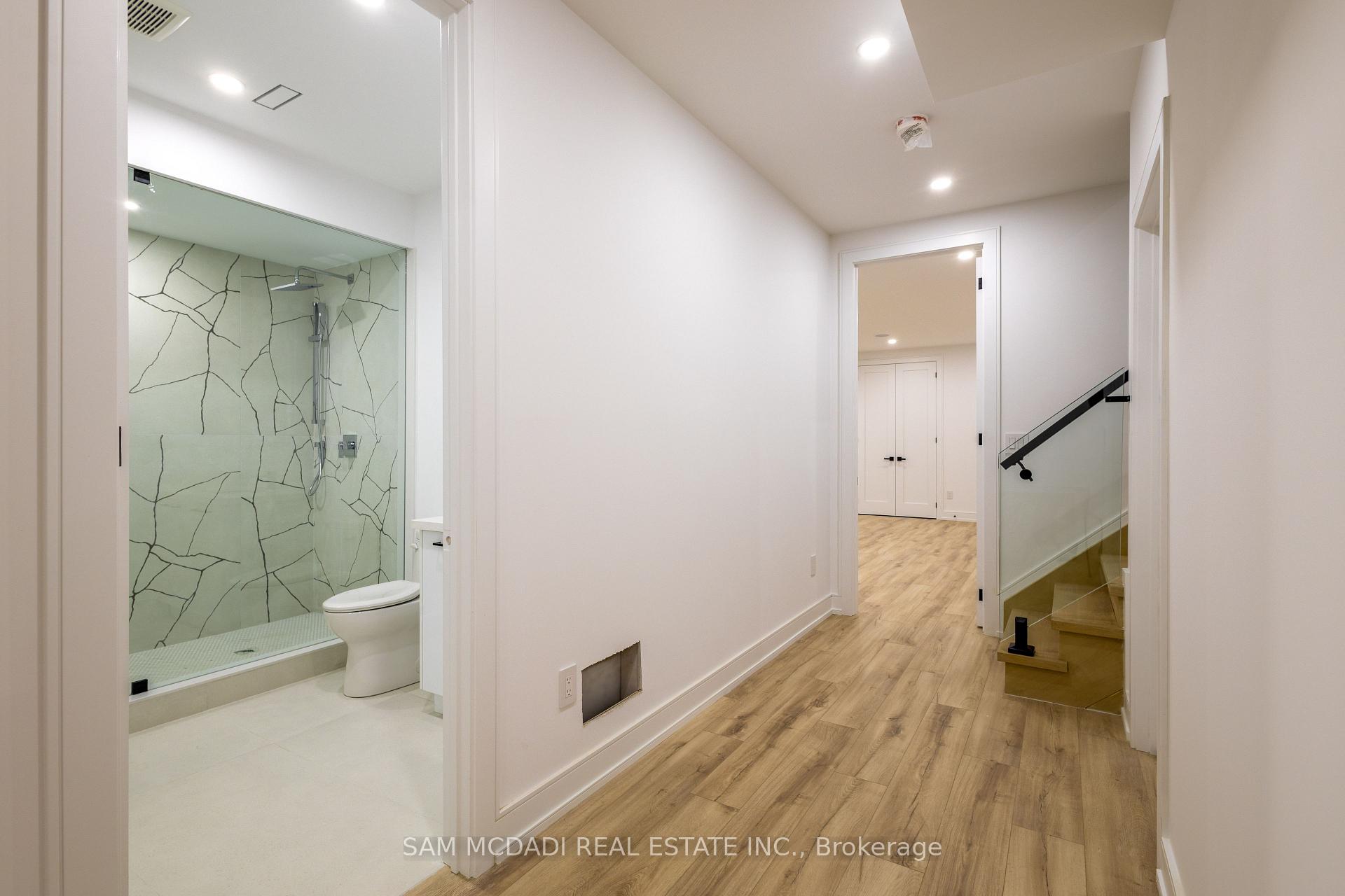 24 Twenty First Street