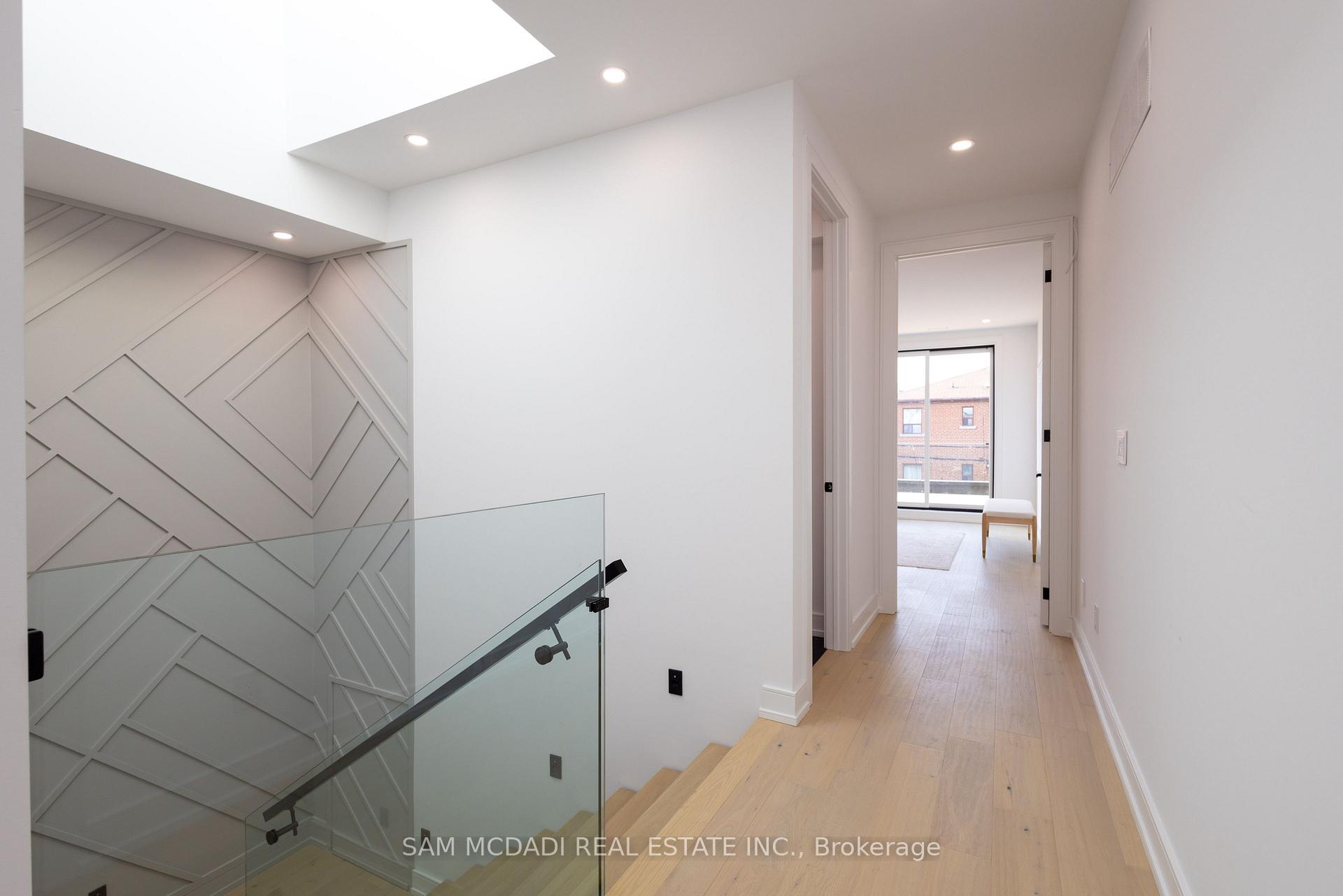 24 Twenty First Street