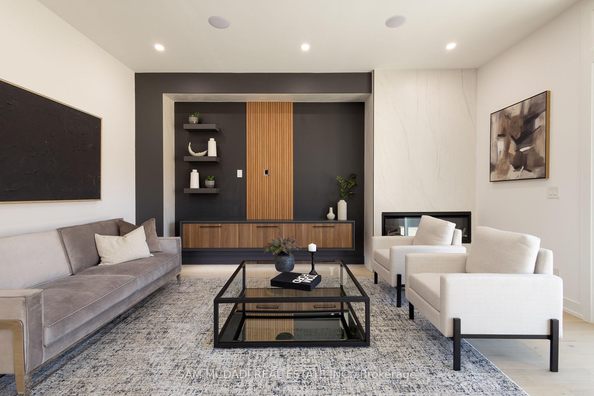 24 Twenty First Street