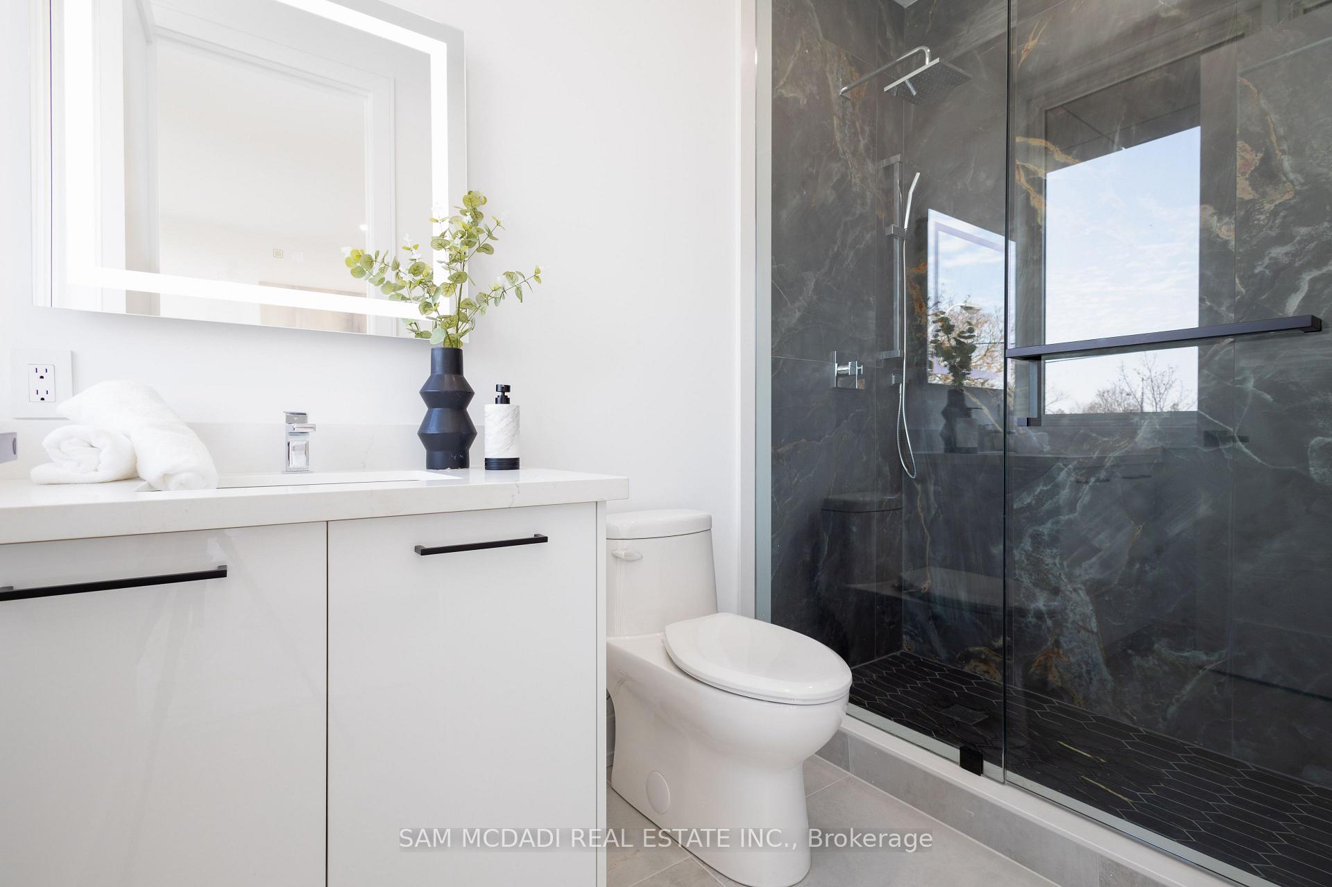 24 Twenty First Street