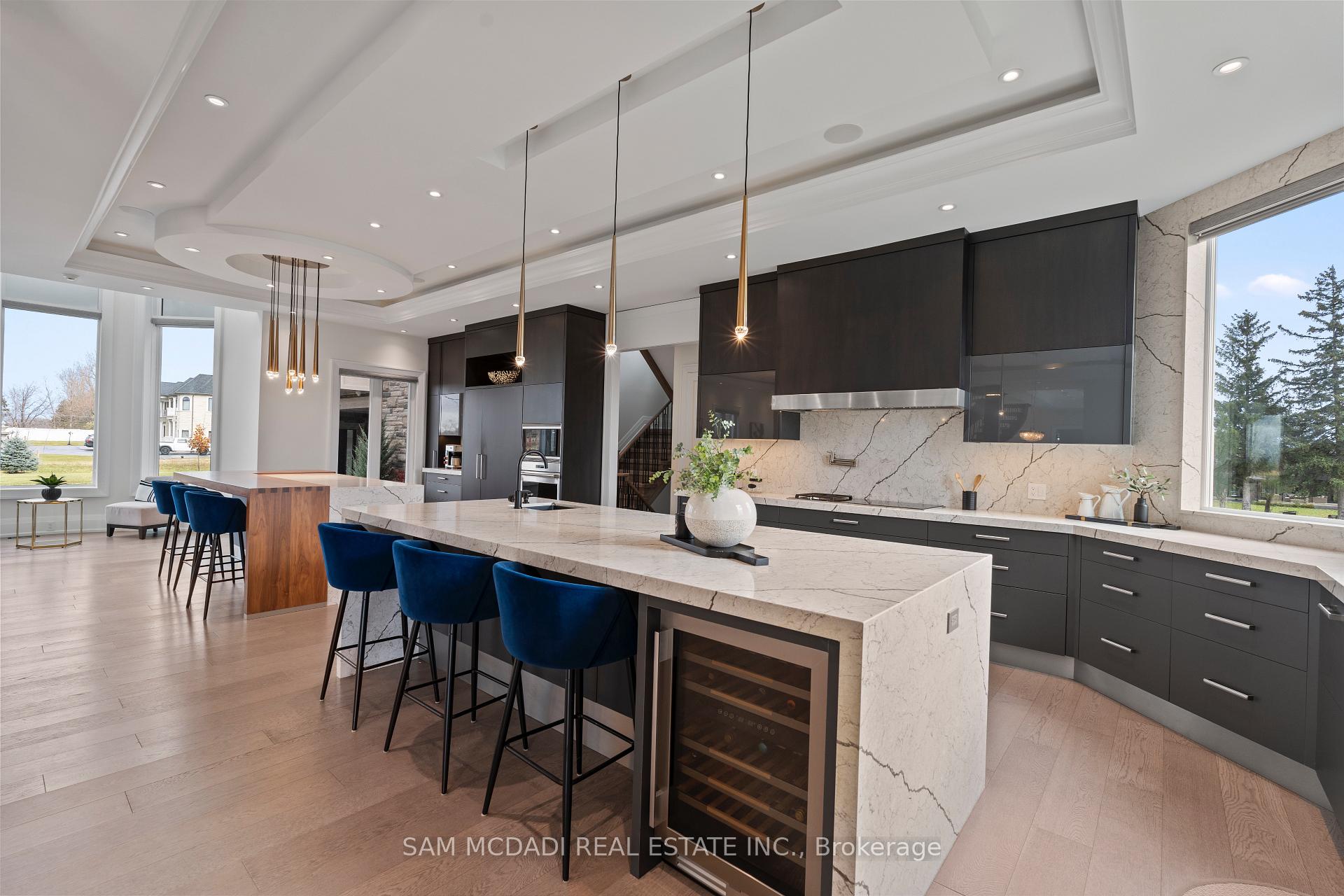 4 Saint Lukes Court