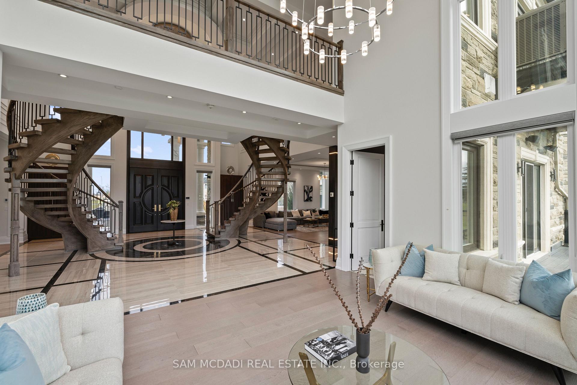 4 Saint Lukes Court